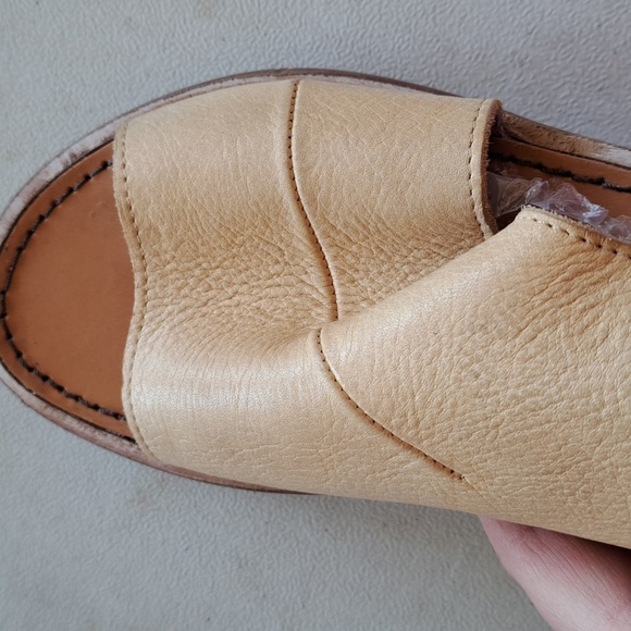 Free People Mont Blance Open Toe Cut Out Soft Leather Sandals Flats Minimalistic - Picture 7 of 7